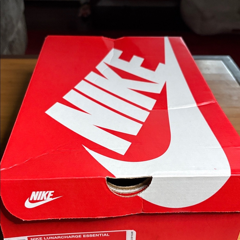 Nike Black and Dark Obsidian- Lunarcharge Essential. Size 9.5 - Picture 10 of 10